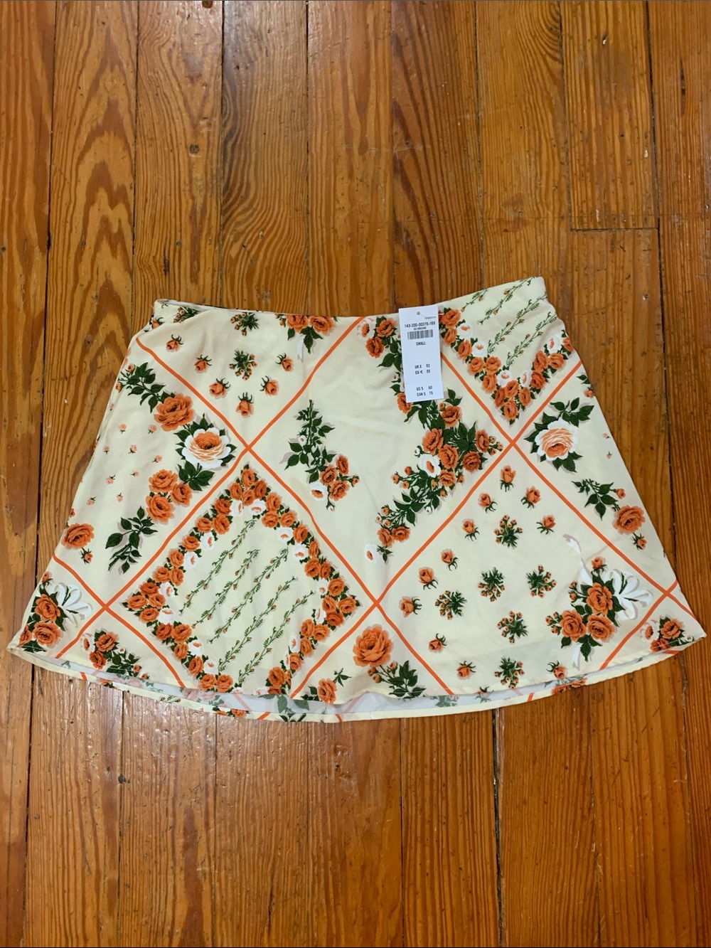 Abercrombie Orange Cream Floral Mini Skort